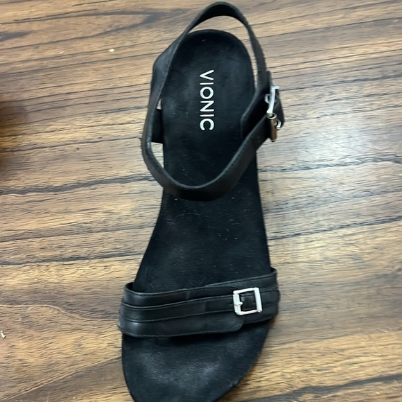Vionic Black wedge sandals size 10 - Picture 2 of 5
